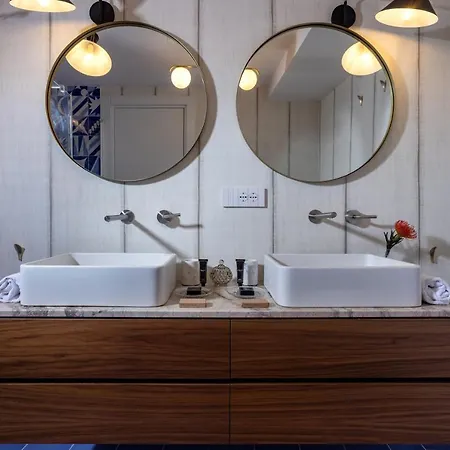 Casa Giafari 4*