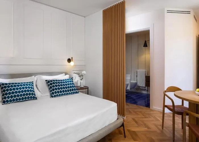 Casa Giafari Ξενοδοχείο με διαμερίσματα 4*
