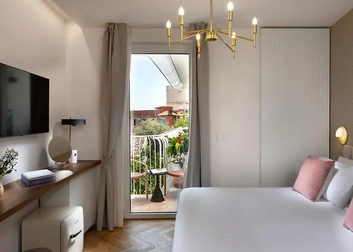 Casa Giafari 4*