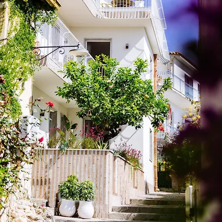 Casa Giafari Lägenhetshotell 4*